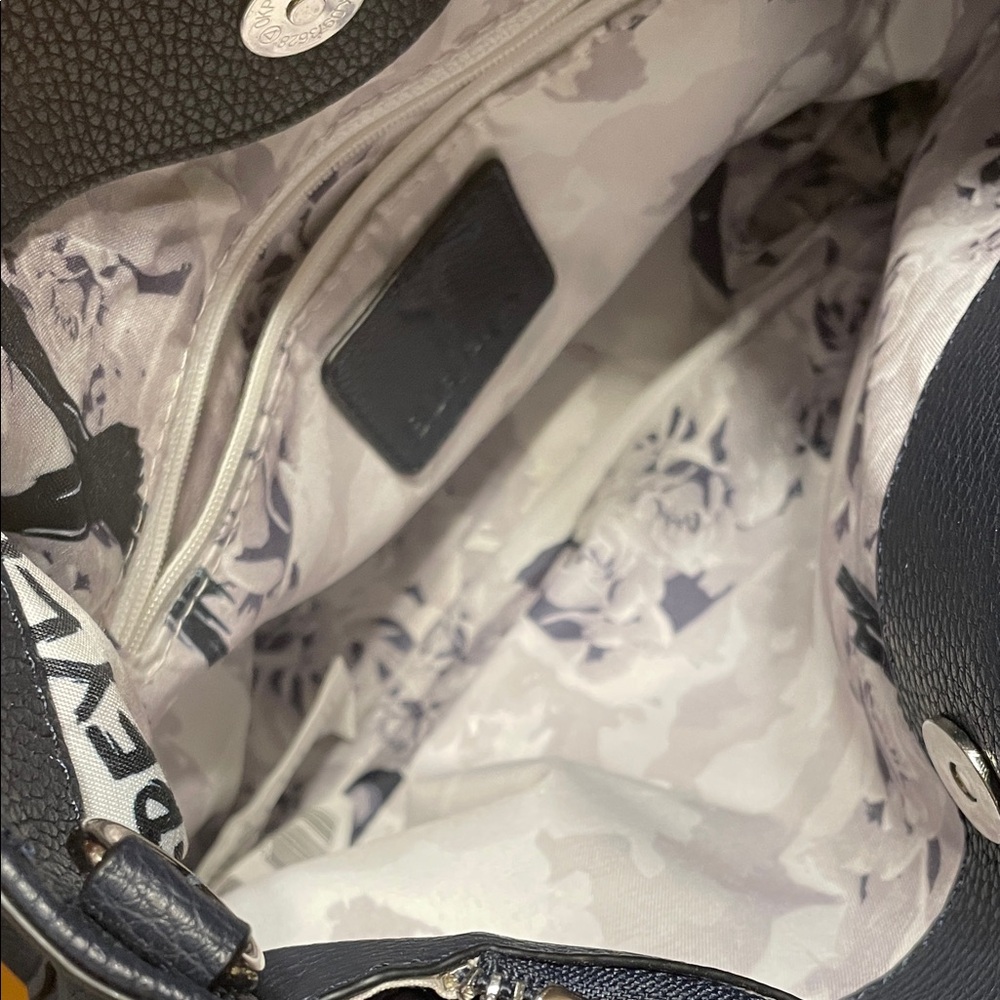Suri Frey Navy Blue Shoulder Bag - Picture 8 of 12